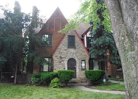 1st image of 18915 Oak Dr