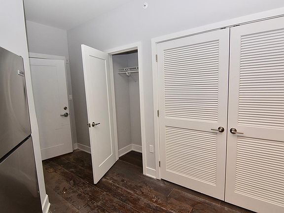 4th image of 1843 E Passyunk Ave #3C