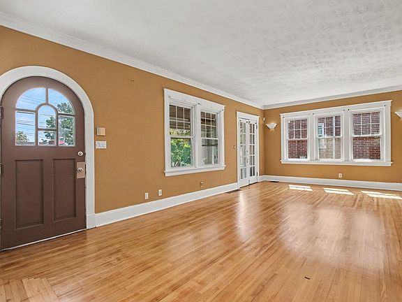 5th image of 4505 Church St
