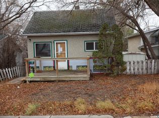 955 Athabasca STREET W, Moose Jaw, SK S6H 3E2