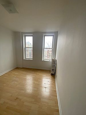 5th image of 146 Bay 13 St #J