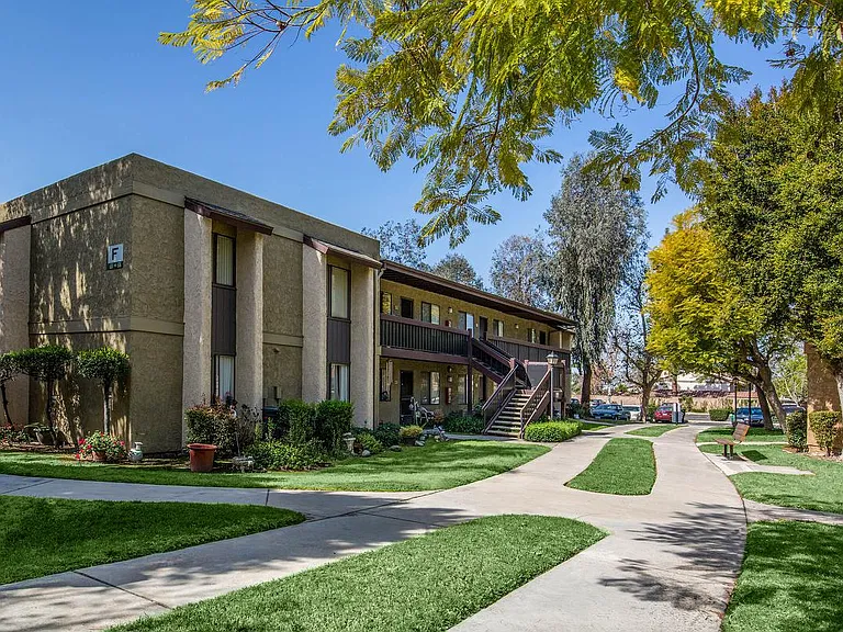 Heritage Park Montclair Senior Apartments — Photo 21
