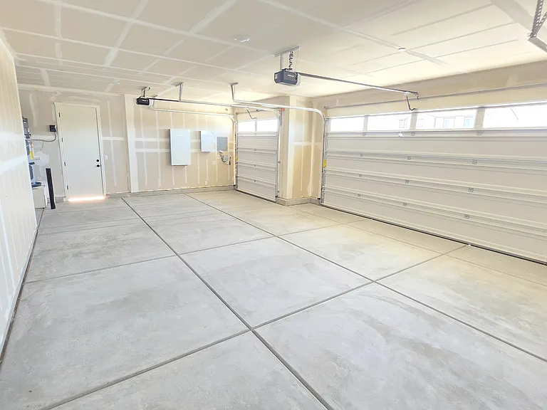 7408 Brenner Pass Way — Photo 23