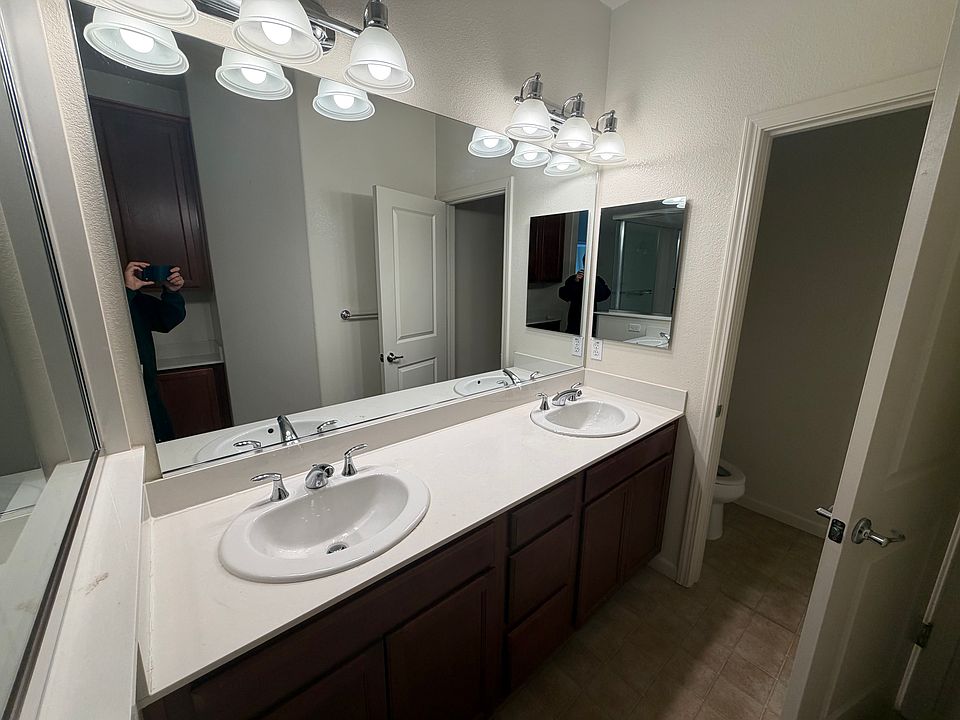 1st image of 1054 Martin Luther King Dr