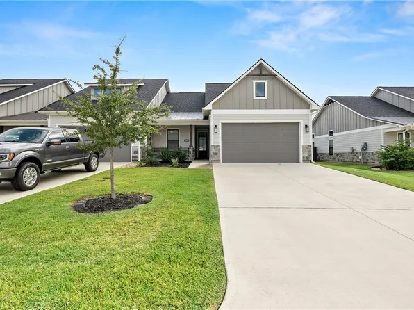 5048 Mooney Falls Dr, Bryan, TX 77802