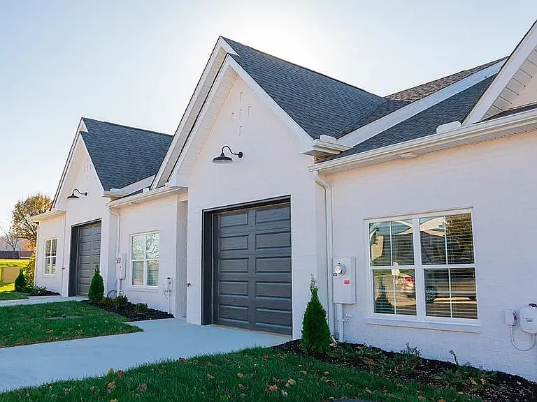 2 bed, 1479 sqft, $1,750 — Photo 2