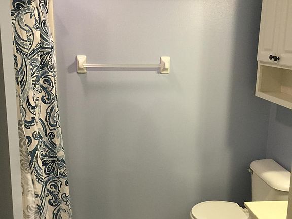 each bedroom has own separate full bathroom