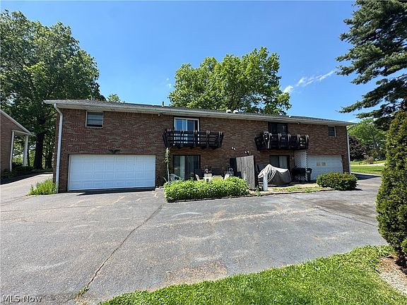 3rd image of 1236-1238 Bowen Cir NW