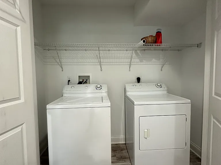 85 Camp Ave #8B — Photo 4