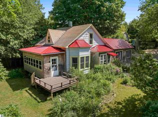 335 Bridge St, Frankfort, MI 49635