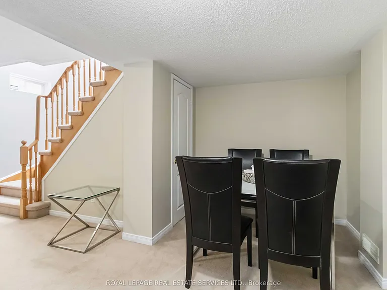 3872 Skyview St — Photo 28