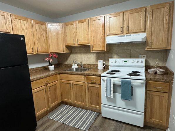 206 E Ayre St APT 4
