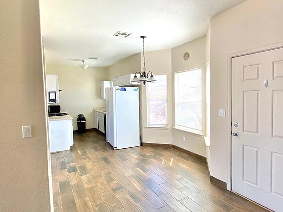 3rd image of 5536 Kalahari Ln
