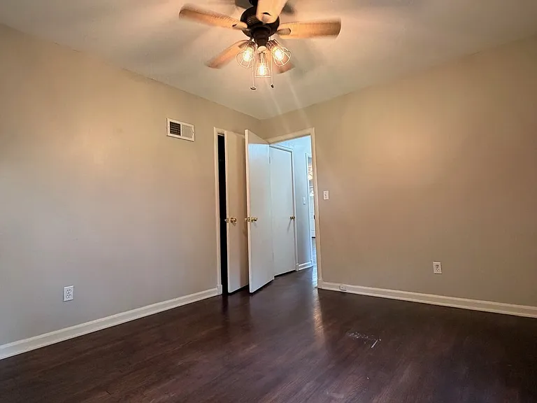 8106 N State Highway 9 — Photo 14