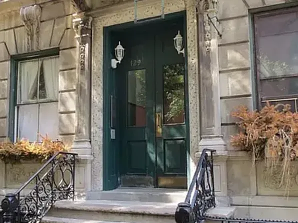 129 Perry St, New York, NY