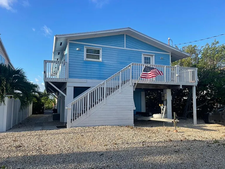 27310 Barbados Ln — Photo 1