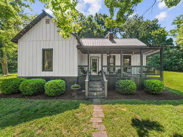1854 Popes Chapel Rd, Thompsons Station, TN 37179