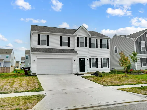 5325 Karst Cir, South Bloomfield, OH 43103