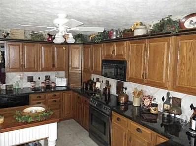 4th image of 38 Summerhaven Lk