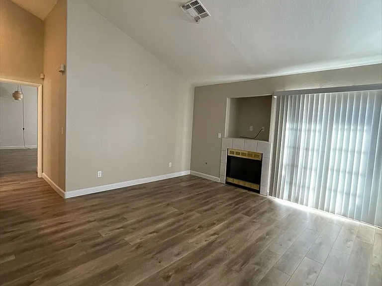 3674 Soothing Surf Dr — Photo 6