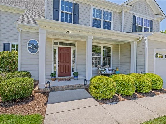 2nd image of 1001 Sedona Cir