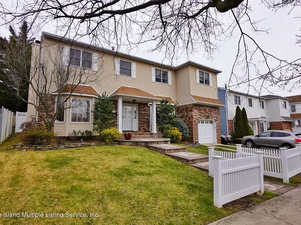 217 Brighton St #A, Staten Island, NY 10307