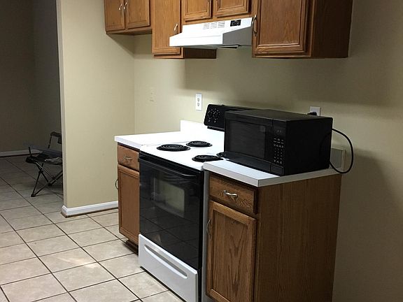 2nd image of 45272 Woodstown Way