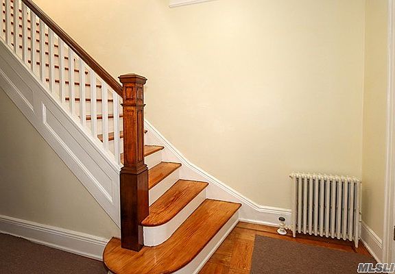 3rd image of 33-27 88th St