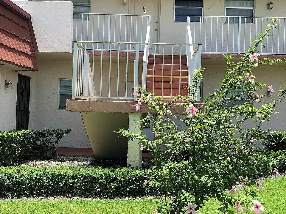 12011 Poinciana Blvd #202