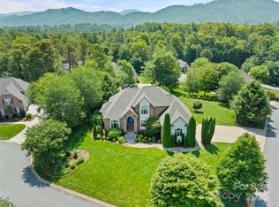 71 Portobello Rd, Arden, NC 28704