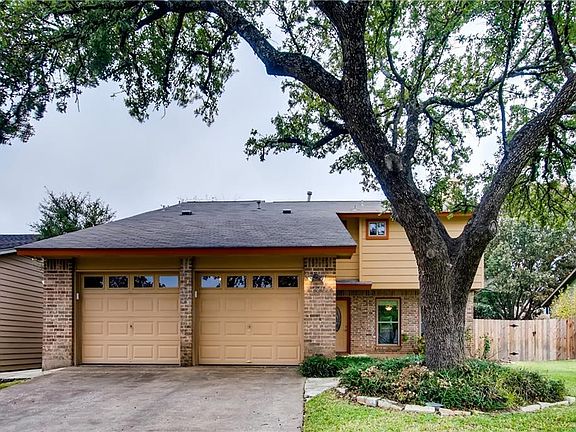2nd image of 12202 Antoinette Pl