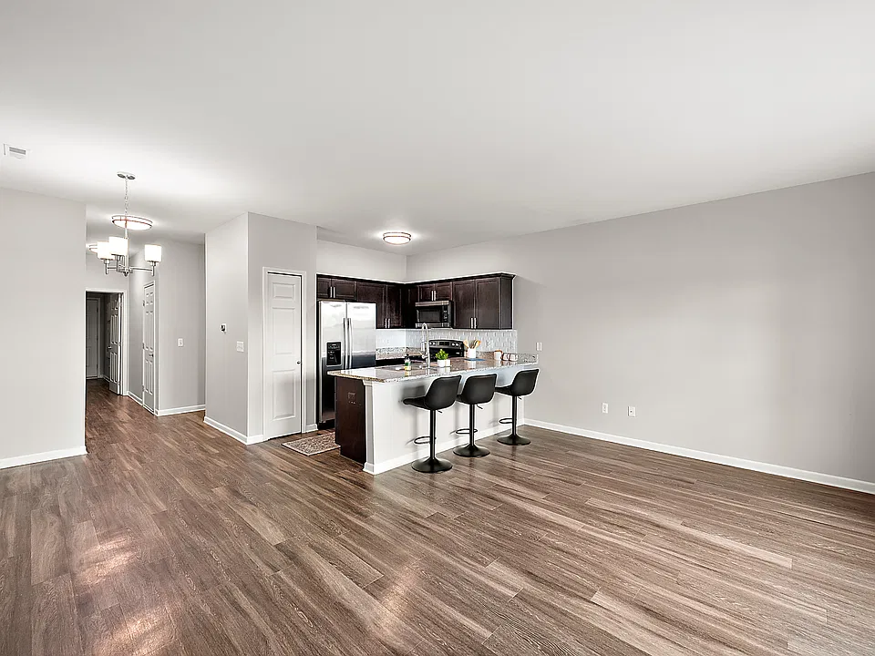 14740 Lakeside Blvd N #14741