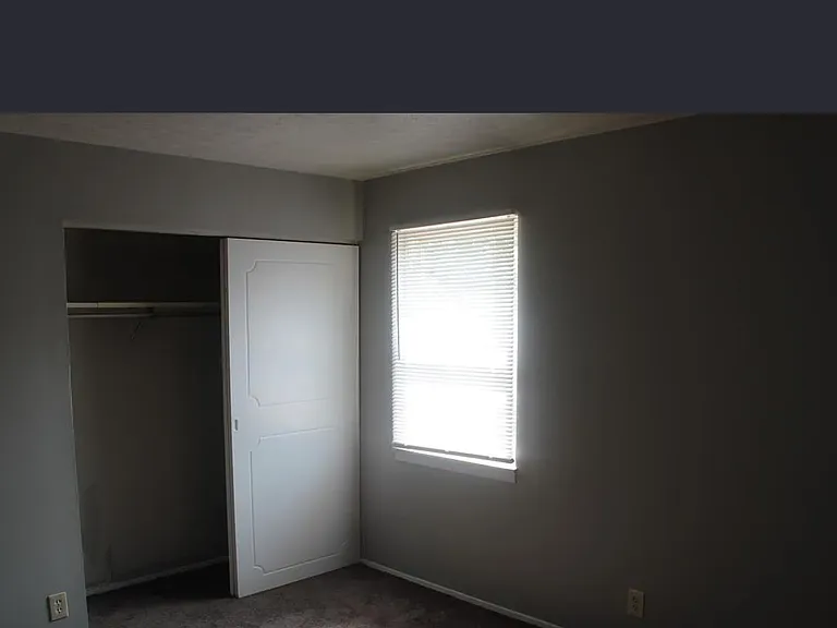 2504 Langdon Dr #8 — Photo 7