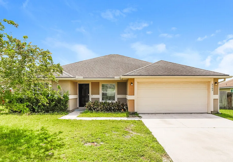 3163 Pine Haven Dr