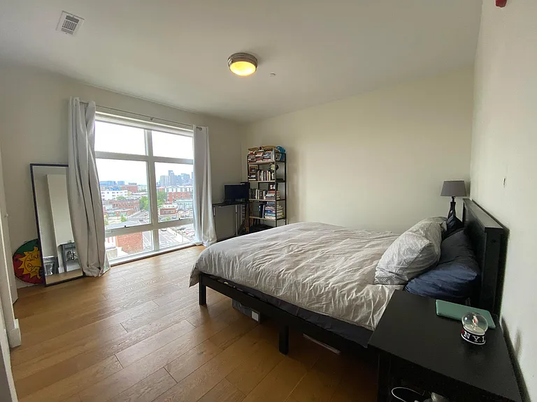 250 Meridian St #611 — Photo 5