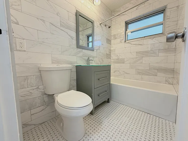 831 El Prado — Photo 6