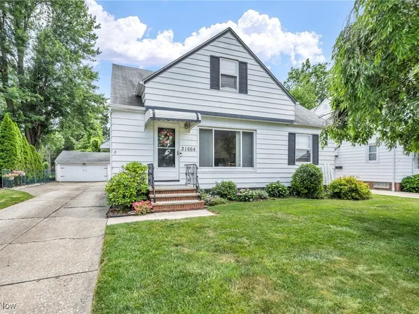 31664 Densmore Rd, Willowick, OH 44095