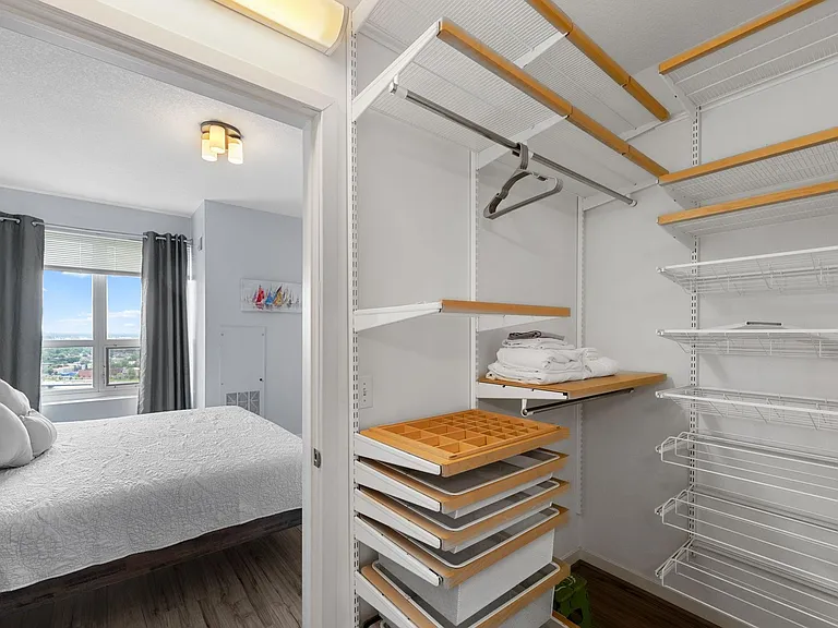 929 Portland Ave #2408 — Photo 20