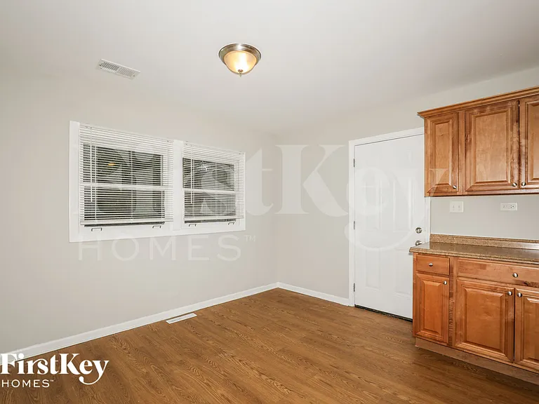 12865 W Highland Ave — Photo 3