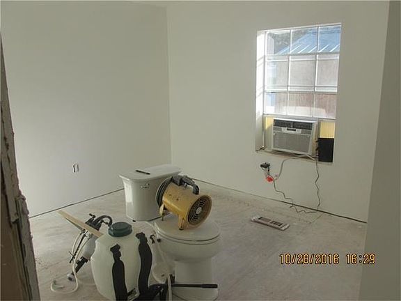4th image of 27550 E Shadow Lake Dr