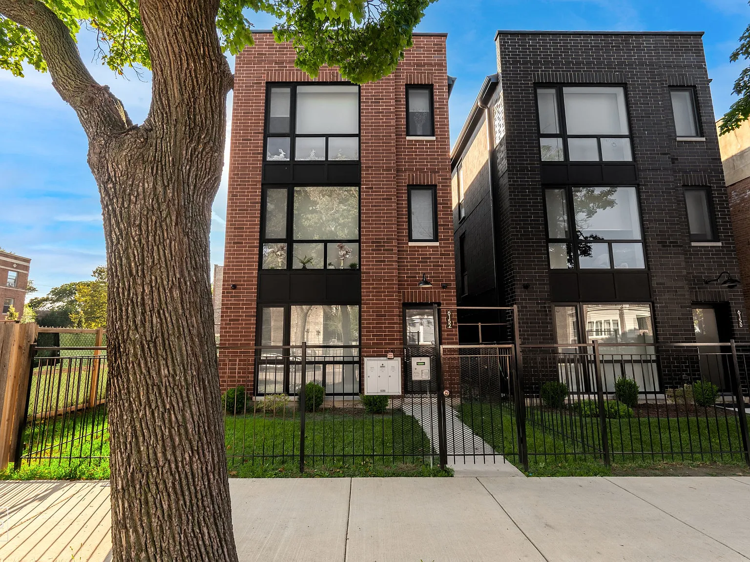 3 bed, 1700 sqft, $2,700 — Photo 2