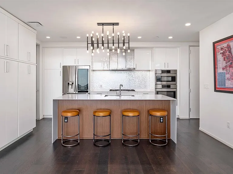 301 West Ave #1807 — Photo 2
