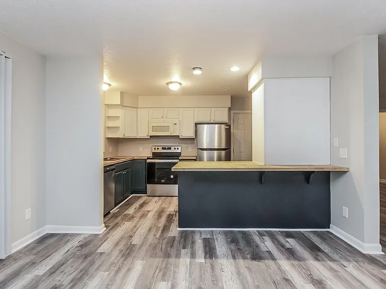 5283 Villa Ct — Photo 6