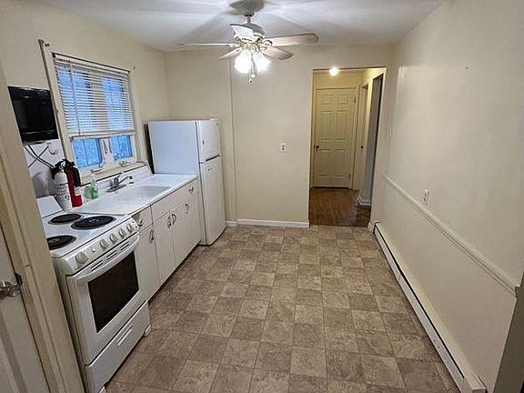 4th image of 6 Davis Ave