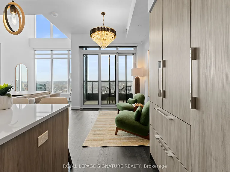 1 Concord Cityplace Way #Penthouse 7001 — Photo 10