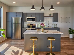 Parallel, Omaha, NE 68106