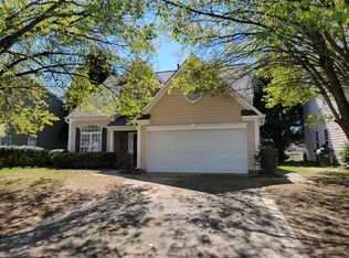 412 N Waters Edge Dr, Durham, NC 27703