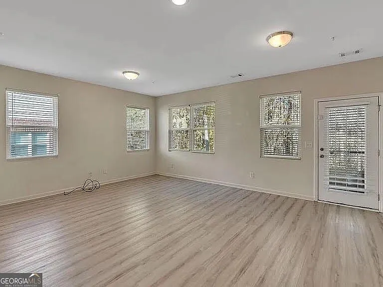 1938 Millstream Holw — Photo 4