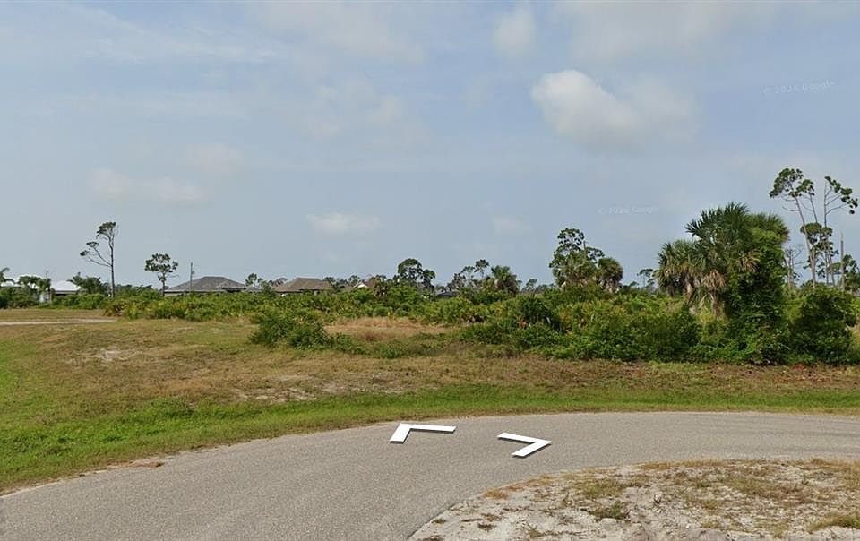 2nd image of 31 Binnacle Rd