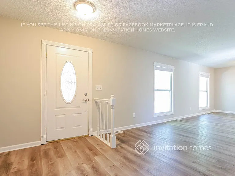 1456 S Zeno St — Photo 3